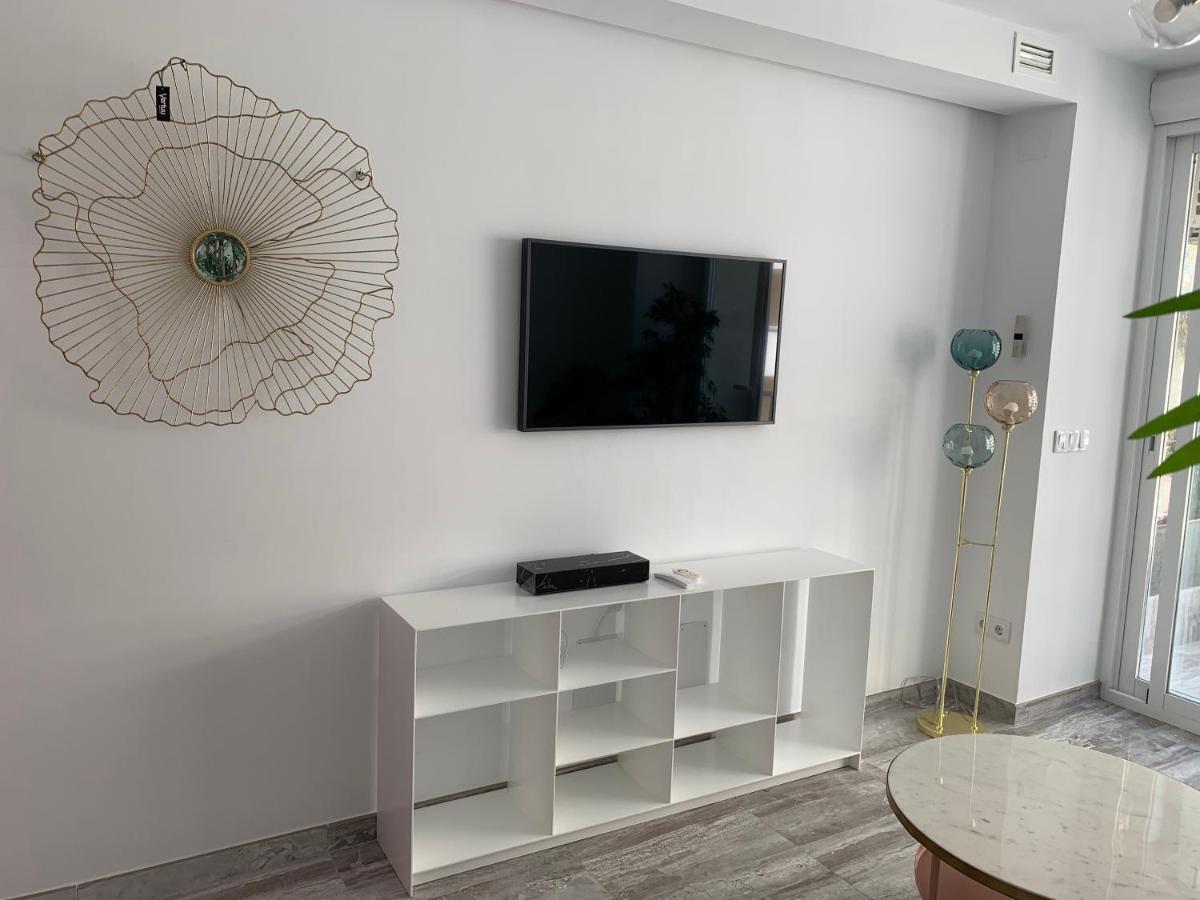Neptuno Beachfront Apartments Marbella Esterno foto