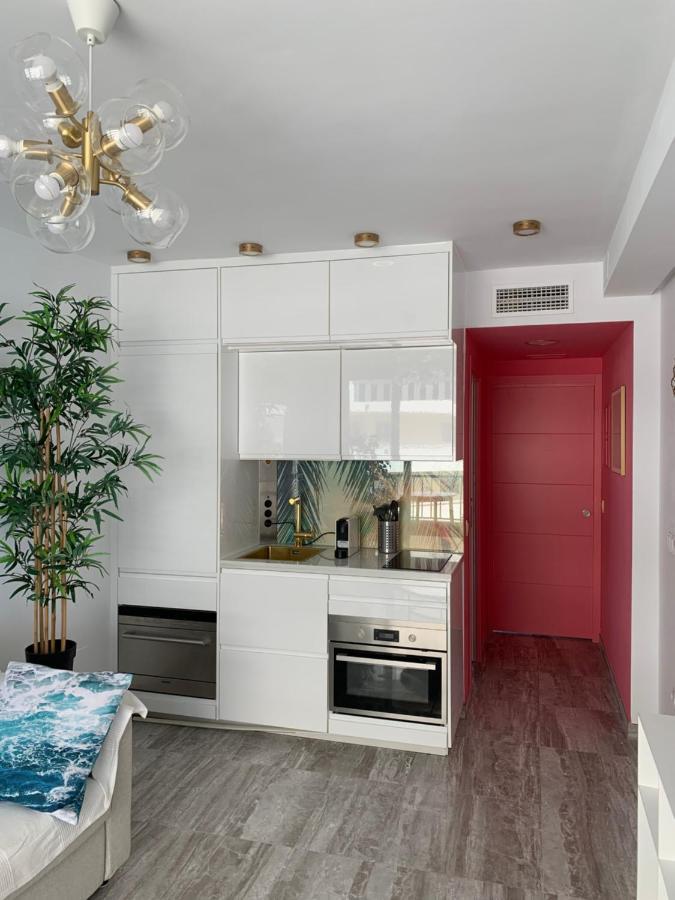 Neptuno Beachfront Apartments Marbella Esterno foto