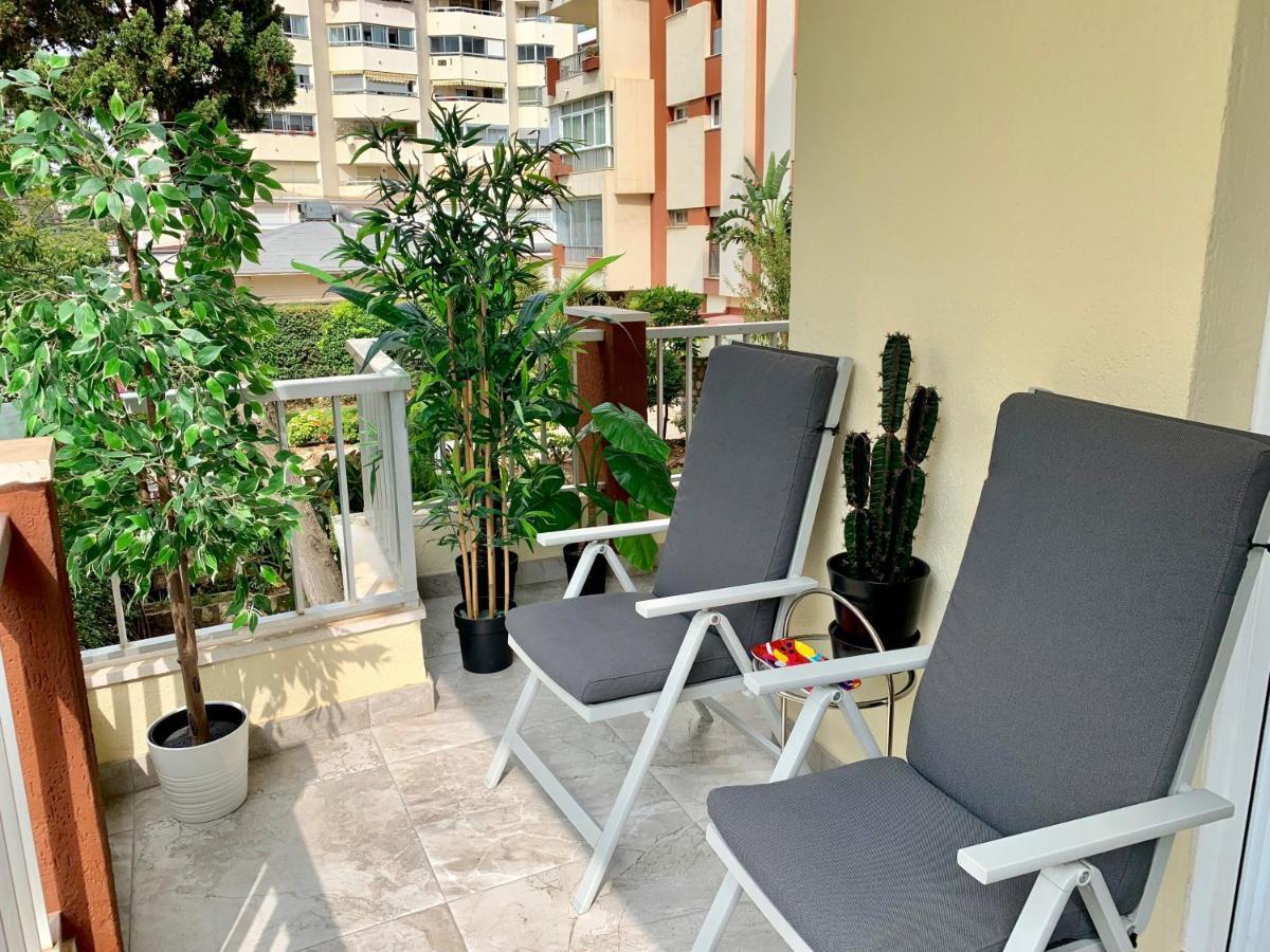 Neptuno Beachfront Apartments Marbella Esterno foto