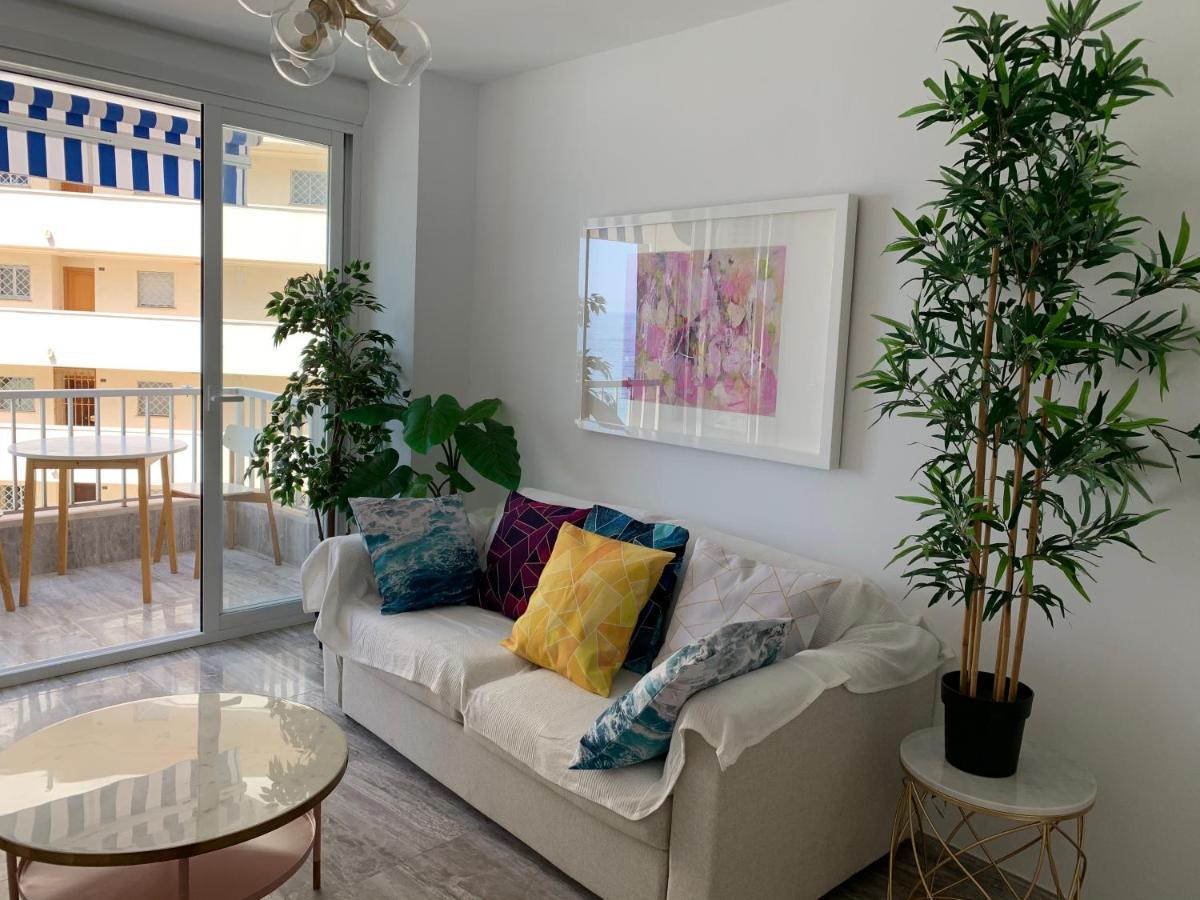 Neptuno Beachfront Apartments Marbella Esterno foto